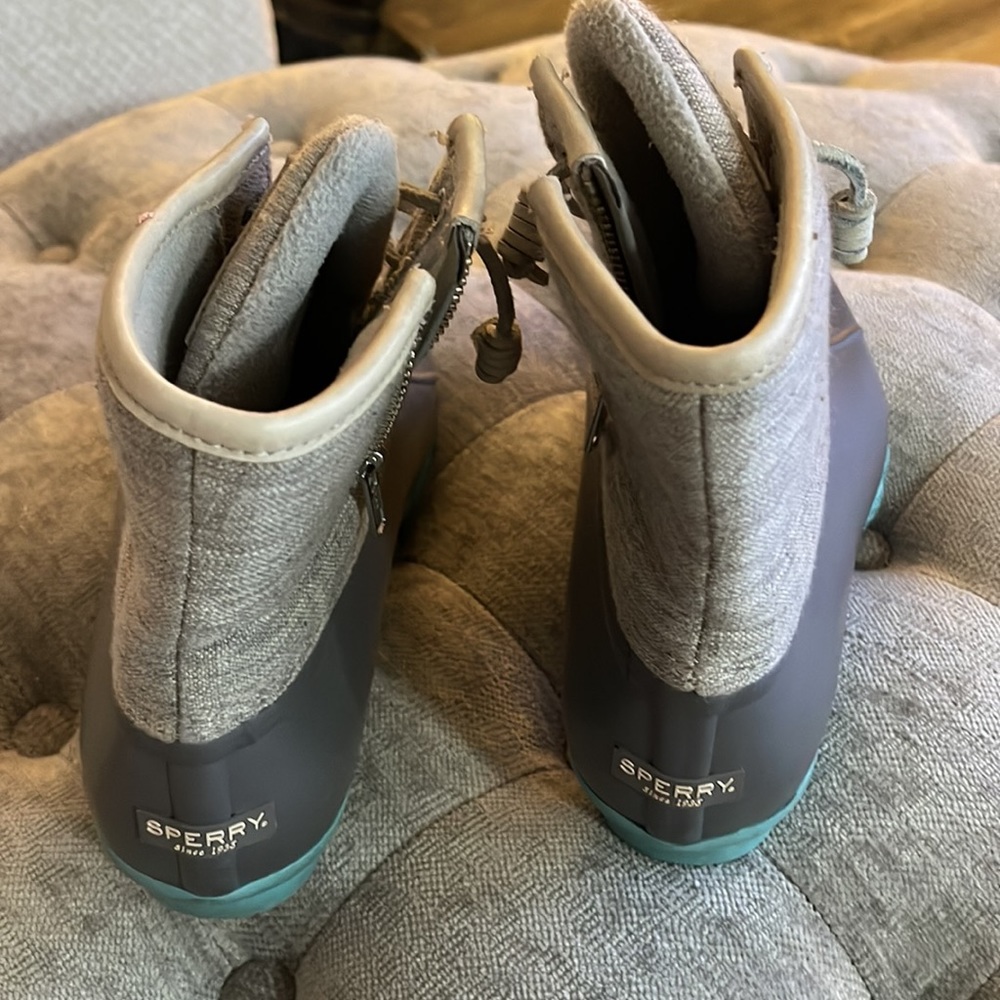 sperry rainboots - Picture 2 of 3